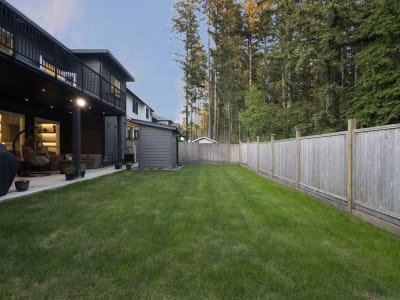 Luxury estate at 19624 31A Avenue, Langley Township, BC — photo 6