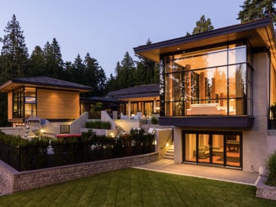 Luxury estate at 13677 32 Avenue, Surrey, BC — photo 4
