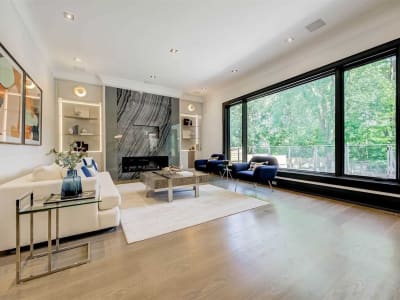 Luxury estate at 211 Glencairn Avenue, Toronto — photo 3