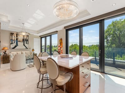 Luxury estate at 2245 Abbott Street, Kelowna, BC — photo 4