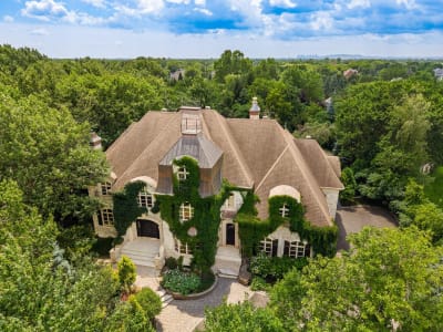 Luxury estate at 708 Rue des Châtaigniers, Boucherville, QC — photo 1