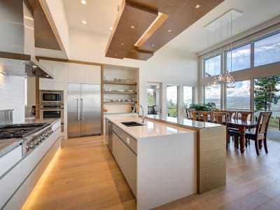 Luxury estate at 5710 Jasper Way, Kelowna, BC — photo 9