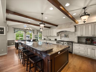 Luxury estate at 16505 26 Avenue, Surrey, BC — photo 15