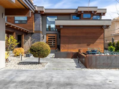Luxury estate at 5818 Dale Avenue, Summerland, BC — photo 4