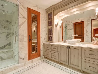 Luxury estate at Calgary — photo 39