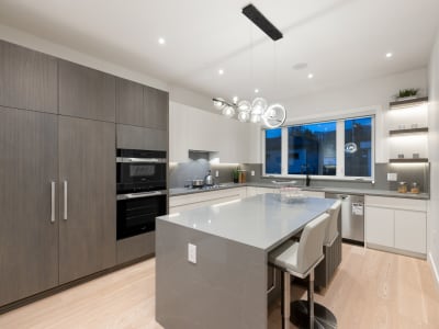 Luxury estate at 838 East 14th Street, North Vancouver, BC — photo 14