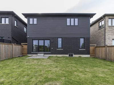 Luxury estate at 102 Greenwich Avenue, Hamilton, ON — photo 36