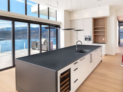 Luxury estate at 1191 Sunset Drive #3601, Kelowna, BC — photo 9