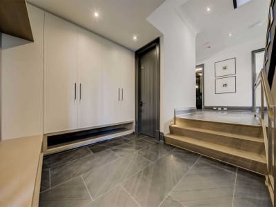Luxury estate at 211 Glencairn Avenue, Toronto — photo 15