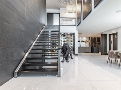 Luxury estate at 373 Rue des Carmantines, Laval — photo 2