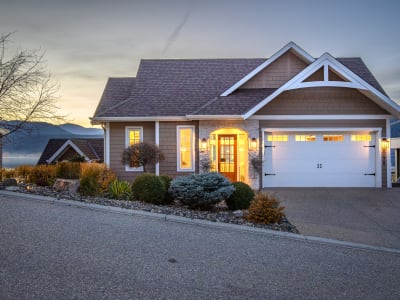 Luxury estate at 2 - 70 Kestrel Place, Vernon, BC — photo 1