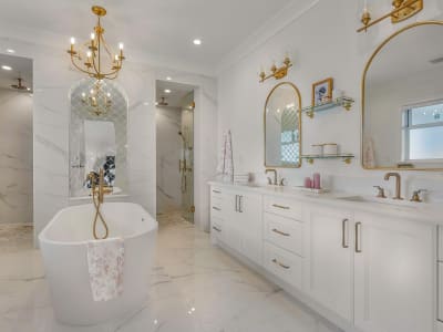Luxury estate at 16927 40 Avenue, Surrey, BC — photo 18