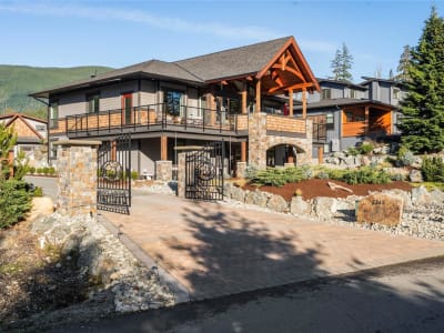 Luxury estate at 7343 Lake Front Pl, Cowichan Valley, BC — photo 5