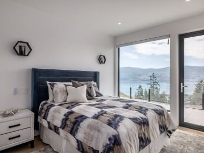 Luxury estate at West Kelowna, BC — photo 24