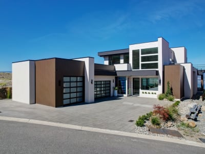 Luxury estate at 5602 Upper Mission Court, Kelowna, BC — photo 3