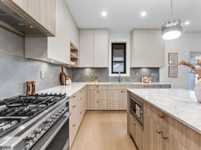 Luxury estate at 2-7061 Paulus Crescent #2, Burnaby, BC — photo 8