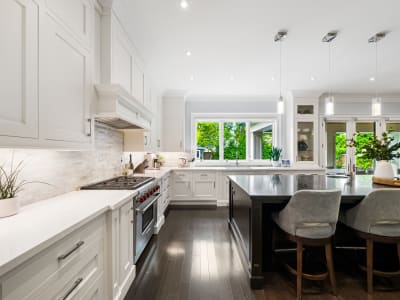 Luxury estate at 363 Niar Avenue, Mississauga, ON — photo 14