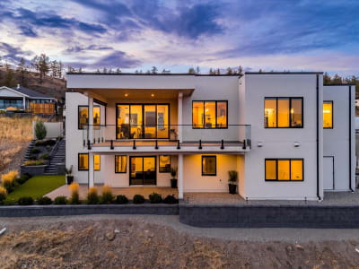 Luxury estate at 17499 Sanborn Street, Summerland, BC — photo 2