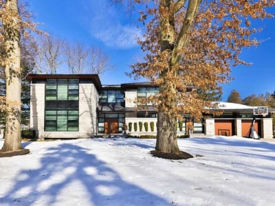 Luxury estate at 259 Burgundy Drive, Oakville — photo 8