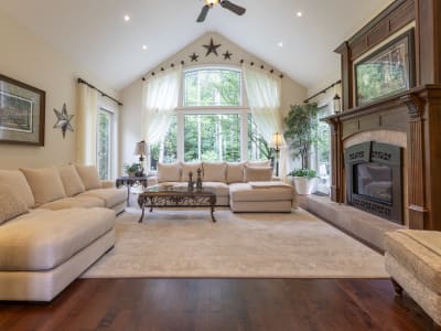 Luxury estate at 37 Ranch Rd, Brantford, ON — photo 6