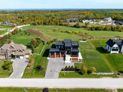 Luxury estate at 4 Raintree Court, Collingwood, ON — photo 7