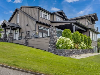 Luxury estate at 4511 Crawford Road, Lake Country, BC — photo 4