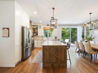 Luxury estate at 303 Rue Bergeron Est, Granby, QC — photo 11