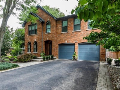 Luxury estate at 223 Briar Hill Crescent, Hamilton, ON — photo 2