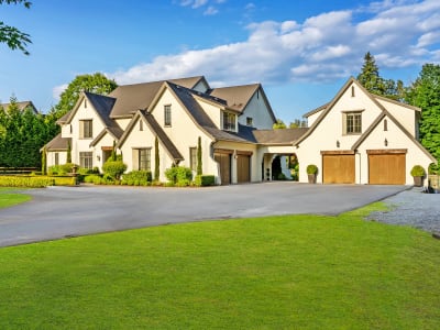 Luxury estate at 7670 240 Street, Langley Township, BC — photo 4