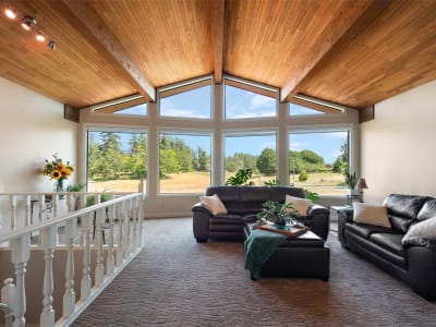 Luxury estate at 1649 Charlton Road, Victoria, BC — photo 4