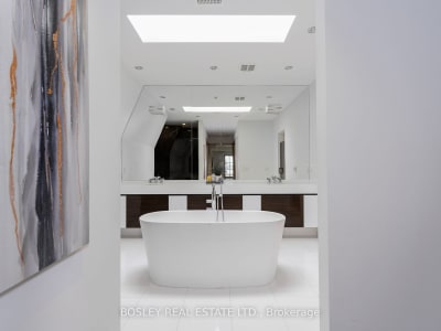 Luxury estate at 47 De Vere Gardens, North York, ON — photo 17