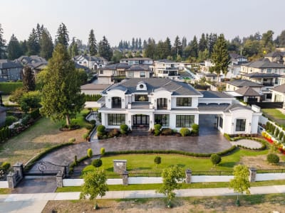Luxury estate at 13083 57 Avenue, Surrey, BC — photo 6