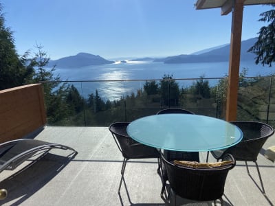 Luxury estate at 270 Mountain Drive, Lions Bay, BC — photo 2