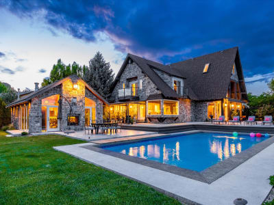 Luxury estate at 3105 Thacker Drive, West Kelowna, BC — photo 38