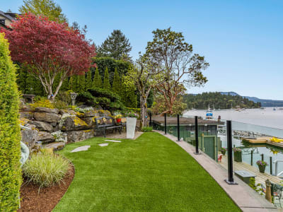 Luxury estate at Brentwood Bay, BC — photo 25