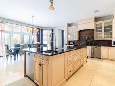 Luxury estate at 740 Rue des Châtaigniers, Boucherville, QC — photo 6