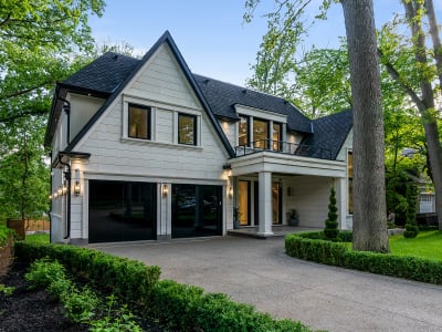 Luxury estate at 1386 Glenwood Drive, Mississauga — photo 2