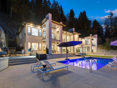 Luxury estate at 112 Sunset Boulevard, Vernon, BC — photo 2