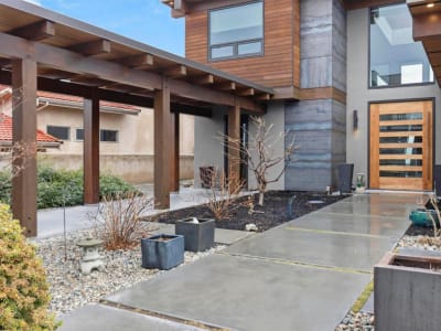 Luxury estate at 5818 Dale Avenue, Summerland, BC — photo 5