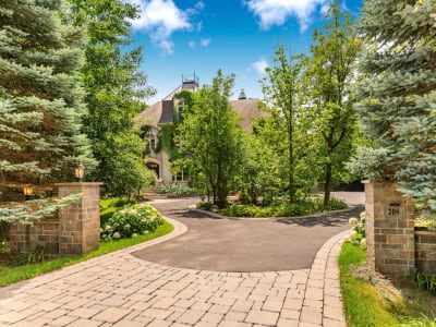 Luxury estate at 708 Rue des Châtaigniers, Boucherville, QC — photo 29