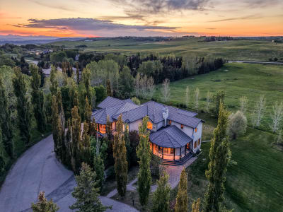 Luxury estate at 40 Blueridge Bay, Calgary, AB — photo 11