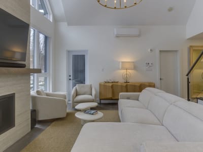Luxury estate at 194 Chemin des Diligences, Bromont, QC — photo 5