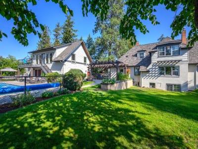 Luxury estate at 2202 26 Street, Vernon, BC — photo 2