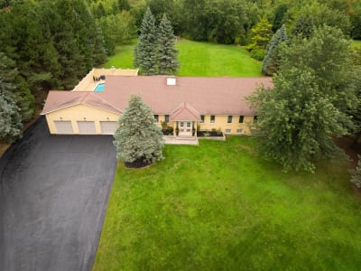Luxury estate at 22 Rosegarden Drive, Brampton, ON — photo 3
