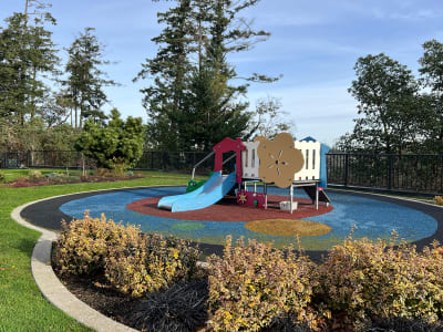 Luxury estate at 290 Wilfert Road #104, Victoria, BC — photo 11