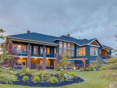 Luxury estate at Calgary — photo 30