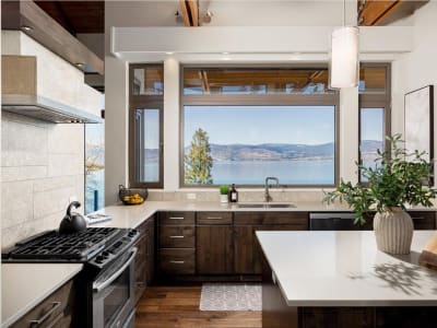 Luxury estate at 5560 Lakeshore Road, Kelowna, BC — photo 13
