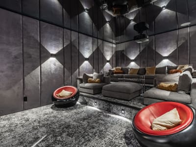 Luxury estate at 373 Rue des Carmantines, Laval — photo 29