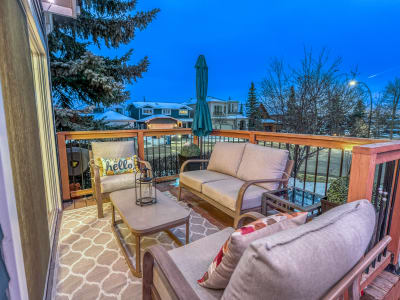 Luxury estate at 76 Stradbrooke Way Southwest, Calgary, AB — photo 4