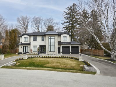 Luxury estate at 1529 Venetia Drive, Oakville, ON — photo 1